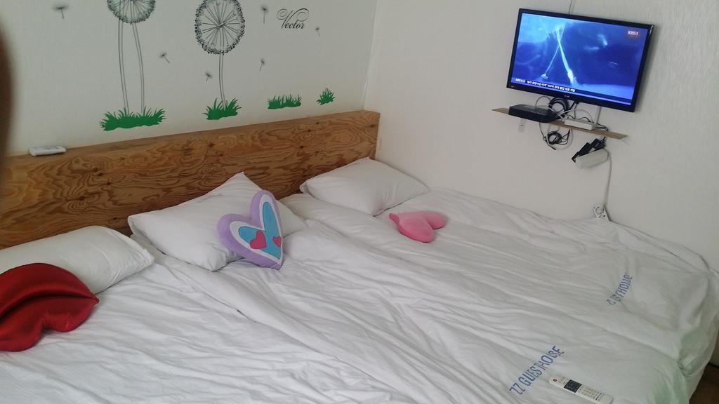 סיאול Myeongdong Guesthouse חדר תמונה